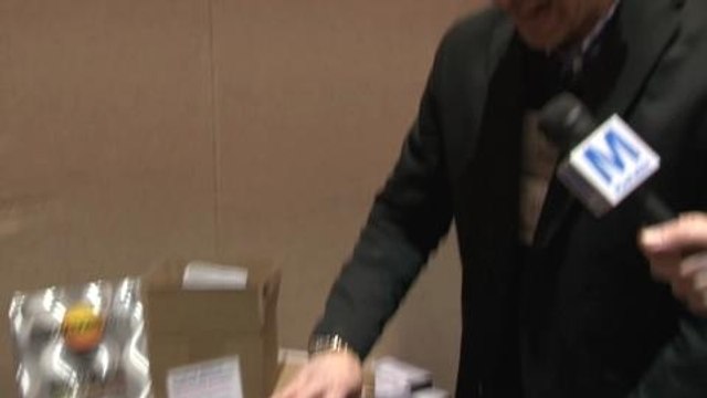 CES 2013: Lenovo's Helix Does the Windows 8 Split