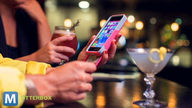 Otterbox Case Combines Phone and Wallet