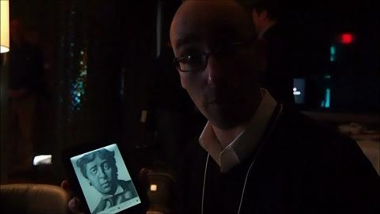 Barnes & Noble Lights Up Simple Touch Ereader With GlowLight