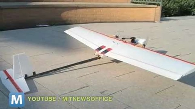 This Plane Can Fly, Take Tight Turns By Itself