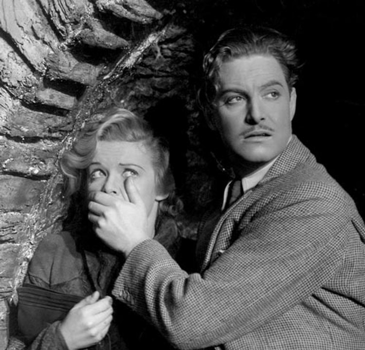 The 39 Steps (1935) Alfred Hitchcock film Robert Donat, Madeleine Carroll and Lucie Mannheim