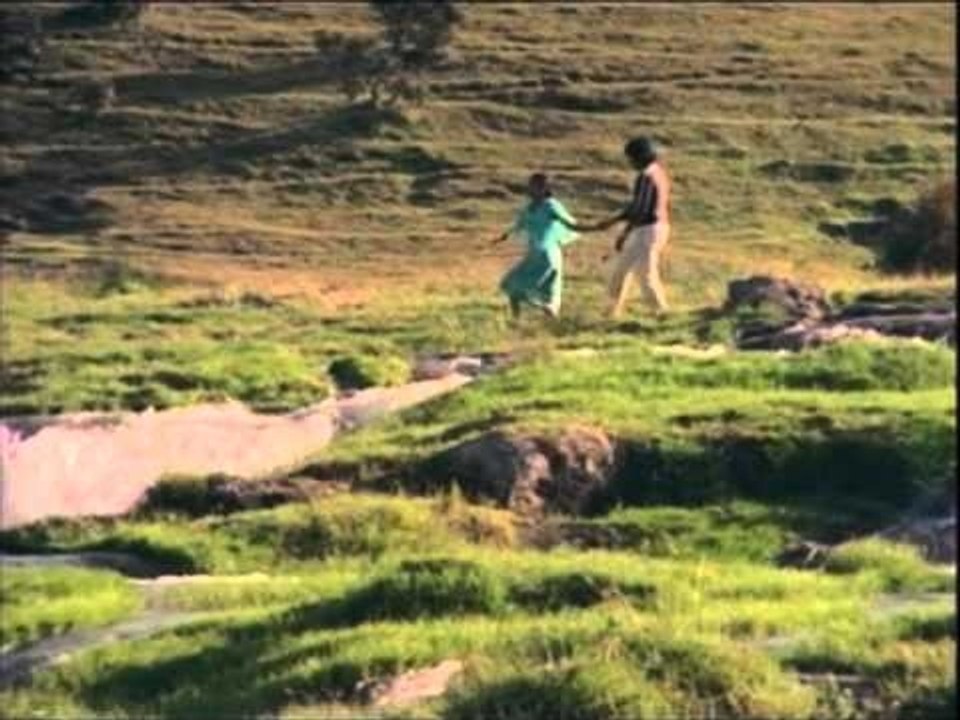 Manjum Kulirum malayalam song - Sandhyakku Virinja Poovu