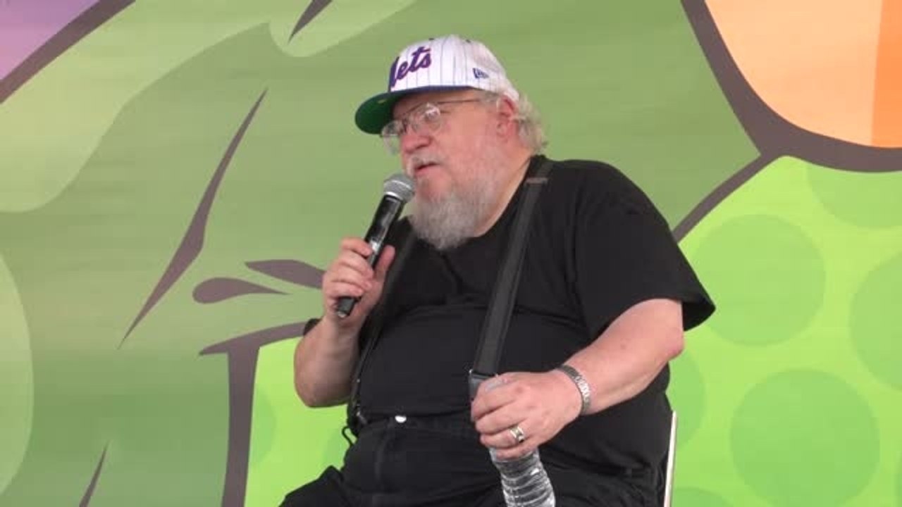 SDCC 2014: George R.R. Martin Q&A at the Superhero HQ