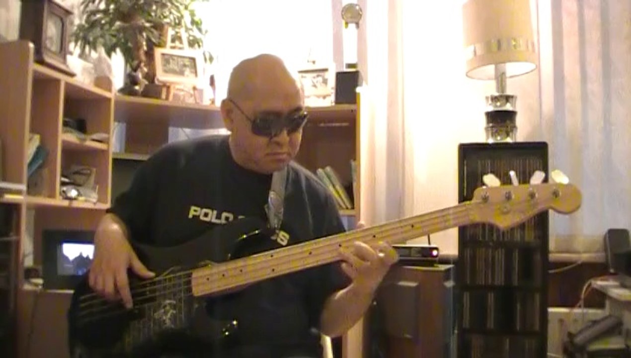 Jamming with Grover Washington Jr basscover Bob Roha