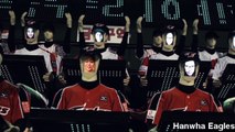 South Korean Baseball Team Debuts Robotic Fans