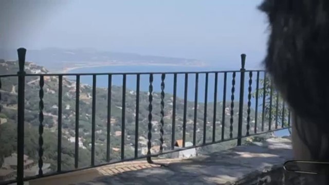 TV3 - 33 recomana - Ruta poètica Joan Vinyoli a Begur. Itinerari amb diverses localitzacions. Begu