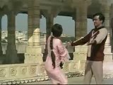 NAINON WALE NE HAYE MERA DIL LOOTA - 1966
