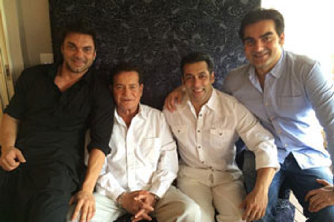 Khan parivaar's eid bash
