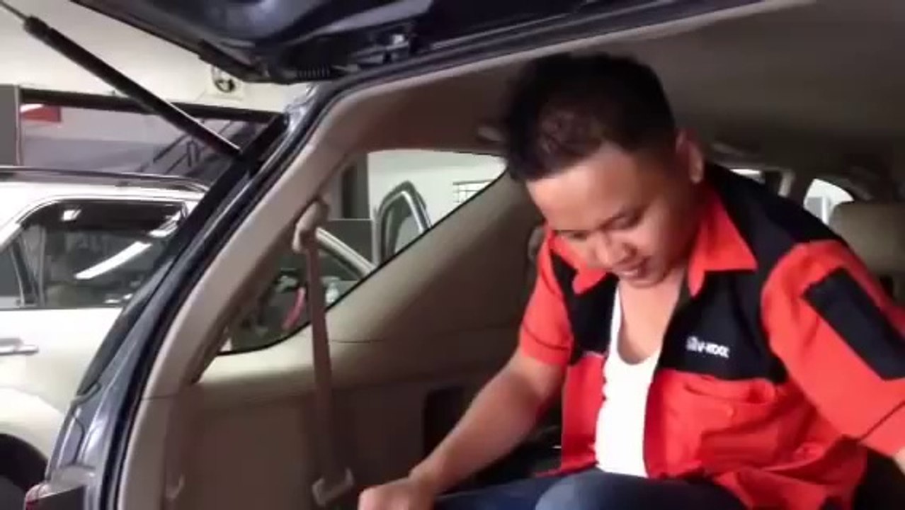 ติดตั้งฟิล์มกรองแสง V-KOOL