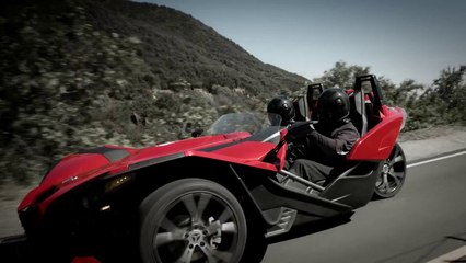 Moto 3 roues en mode Batman! Nouvelle Polaris Slingshot