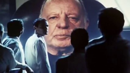El poder de un dios Trailer