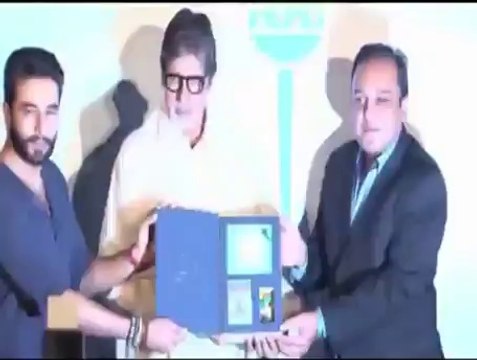 Amitabh releases Shekhar Ravjiani's ‘Hanuman Chalisa’