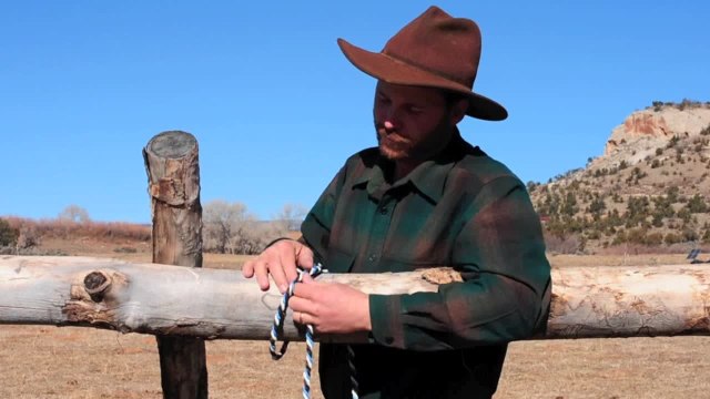 How to Tie the Clove Hitch
