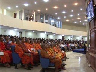 Começa julgamento de dirigentes do Khmer Vermelho