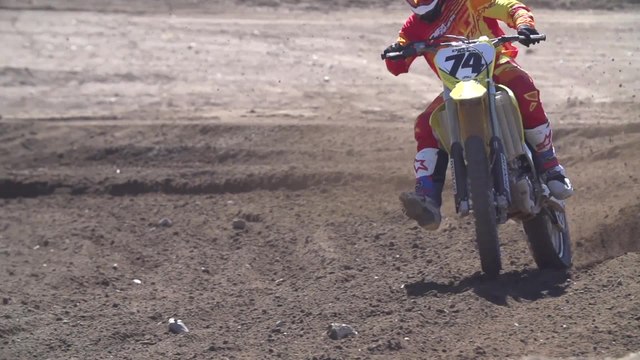 2014 Suzuki RM-Z450 - Dirt Rider 450cc MX Shootout