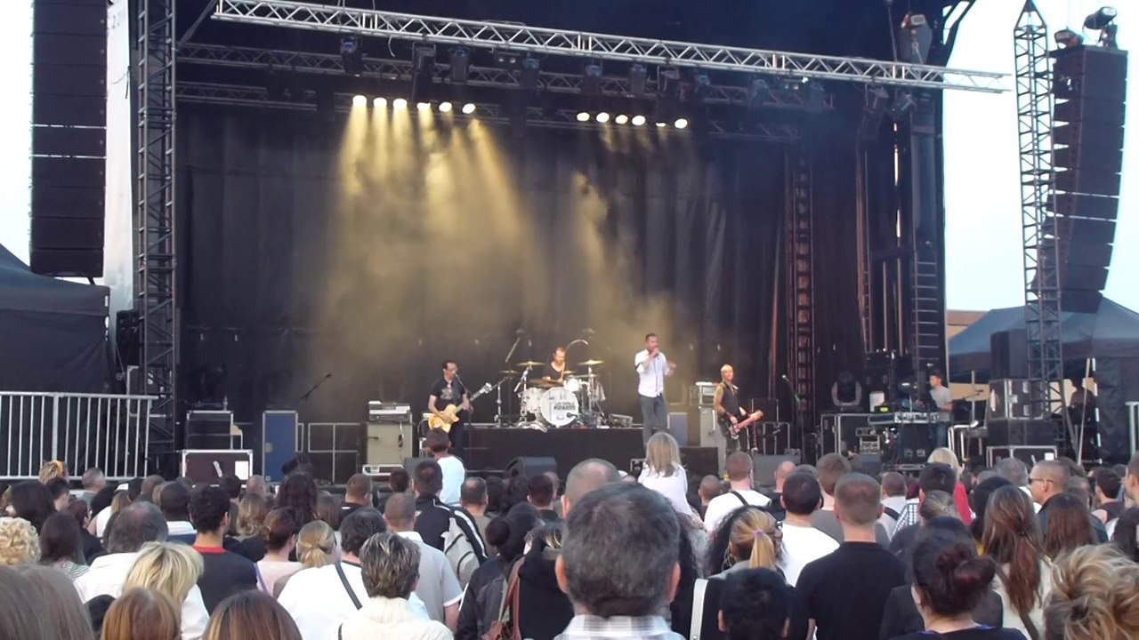 Les Fatals Picards à la Fête du Carré Sénart 2013