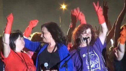 La simbólica protesta de las limpiadoras en Grecia