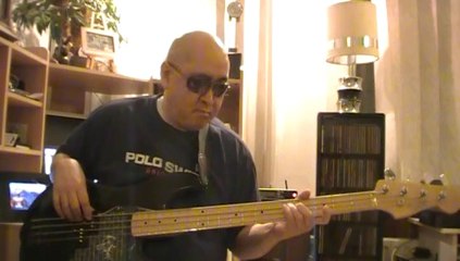 123 Gloria Estefan & Miami Sounds bass cover Bob Roha