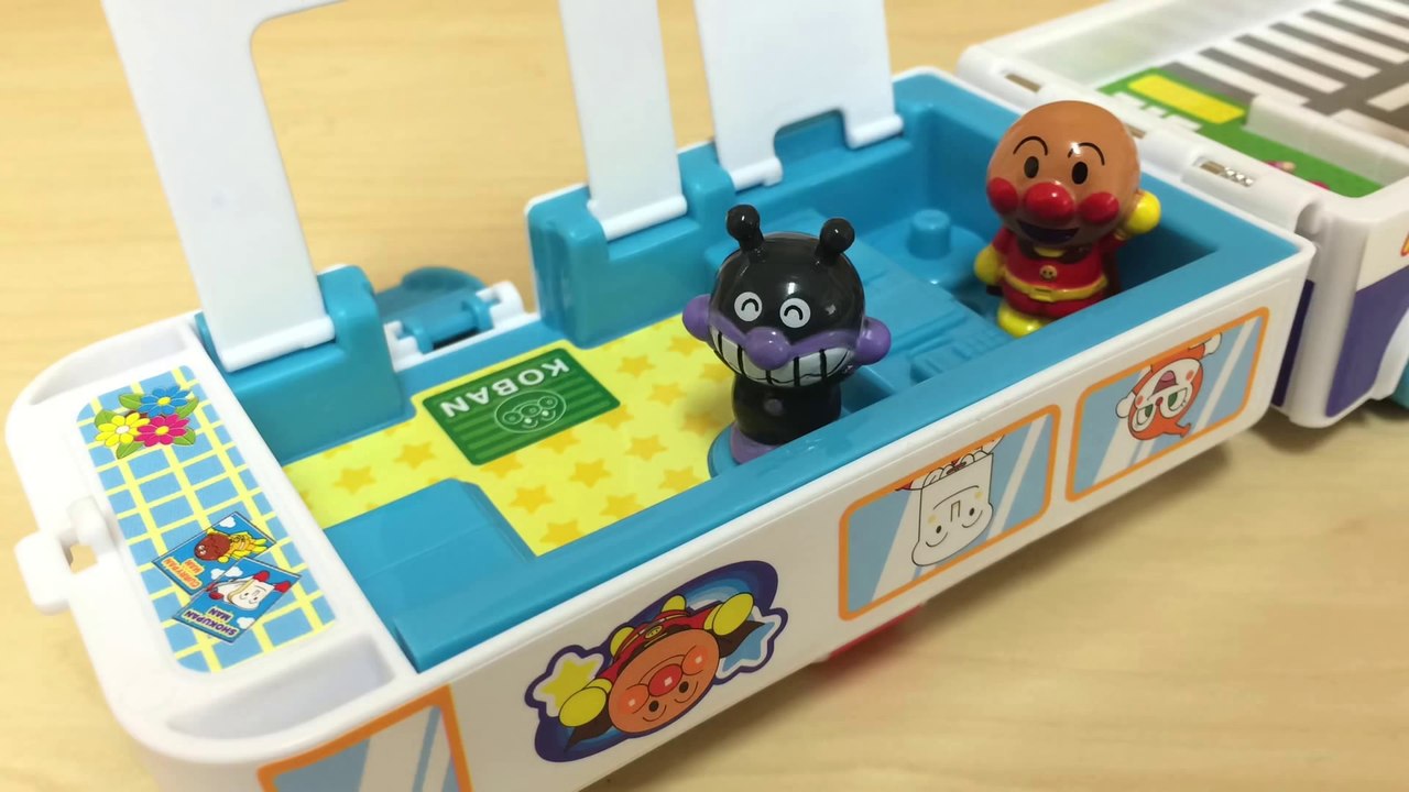アンパンマン おもちゃ パトカー Anpanman patrol car