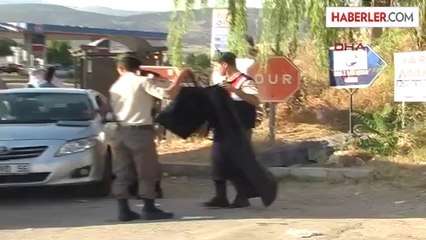 Otomobiller Kavşakta Çarpıştı: 1 Ölü, 9 Yaralı