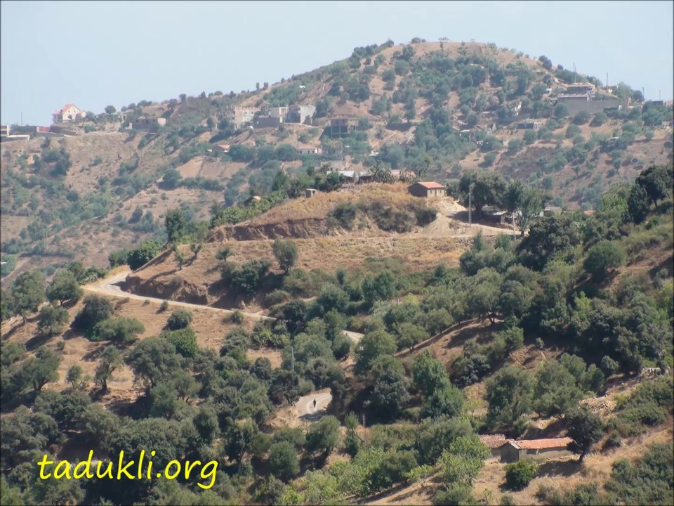 Ccix arav Buyezgaren - Ul yejrah  tassa tewḍen - tadukli.org