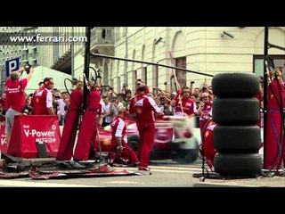 マッサ　ワルシャワ　F1デモ走行