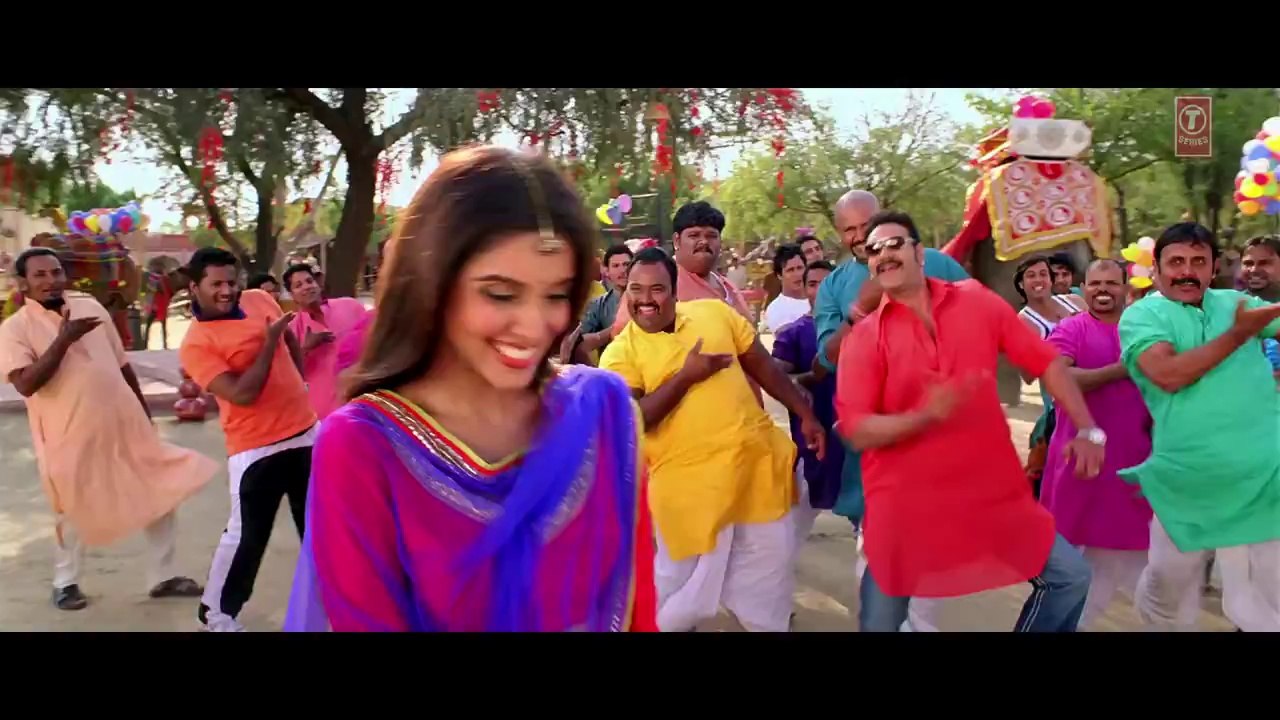 "Chalao Na Naino Se" Official Song | Bol Bachchan | Ajay Devgn, Asin