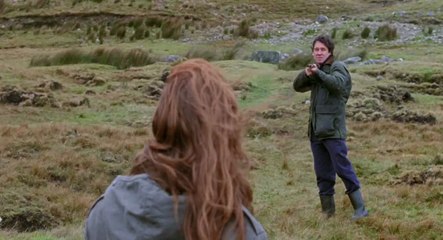 Trailer NOTHING PERSONAL