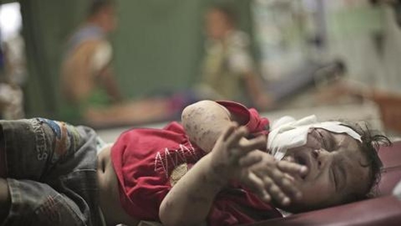Israeli strike kills refugees in Gaza UN school