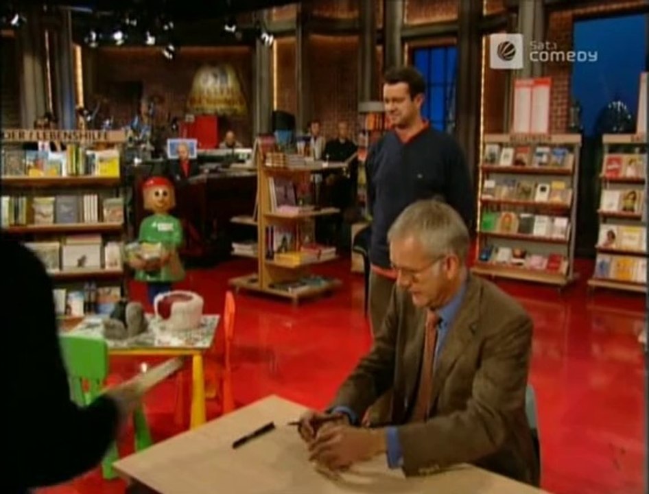 Die Harald Schmidt Show - 1314 - 2003-10-07 - Alf Poier, Signierstunde