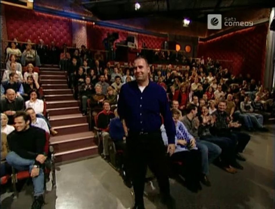 Die Harald Schmidt Show - 1351 - 2003-12-04 - Niedrig & Kuhnt, Glücksbringer