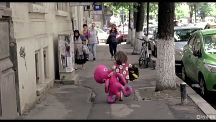 Toata lumea din familia noastra (Romania,2012) - Trailer