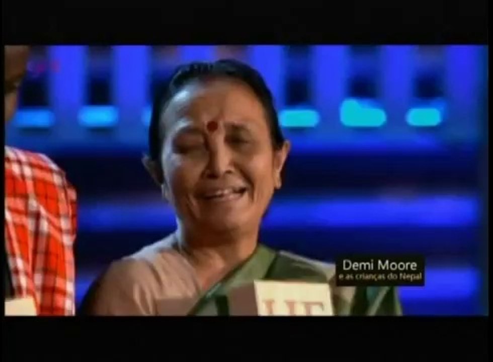 Demi Moore e as Crinças do Nepal Trailer