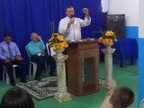 pastor silas louvando na Igreja Pentecostal A Liberdade Em Cristo