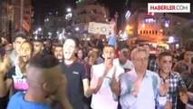 Filistinliler, Gazze'ye yönelik saldırıları protesto etti -