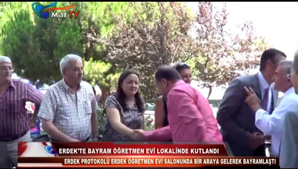 ERDEK'TE BAYRAM ÖĞRETMEN EVİ LOKALİNDE KUTLANDI