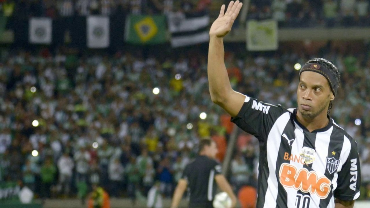 Brasileiro: Ronaldinho: 'Karriereende ausgeschlossen'