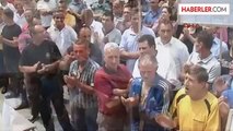 Kosova'da Süt Üreticileri Başbakanlık Binası Önünde Protesto Düzenledi