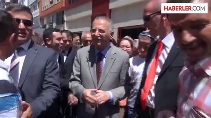İhsanoğlu'nun Madımak Önünde Mesajı Türkiye Birlik Olma Kararını Verdi 2