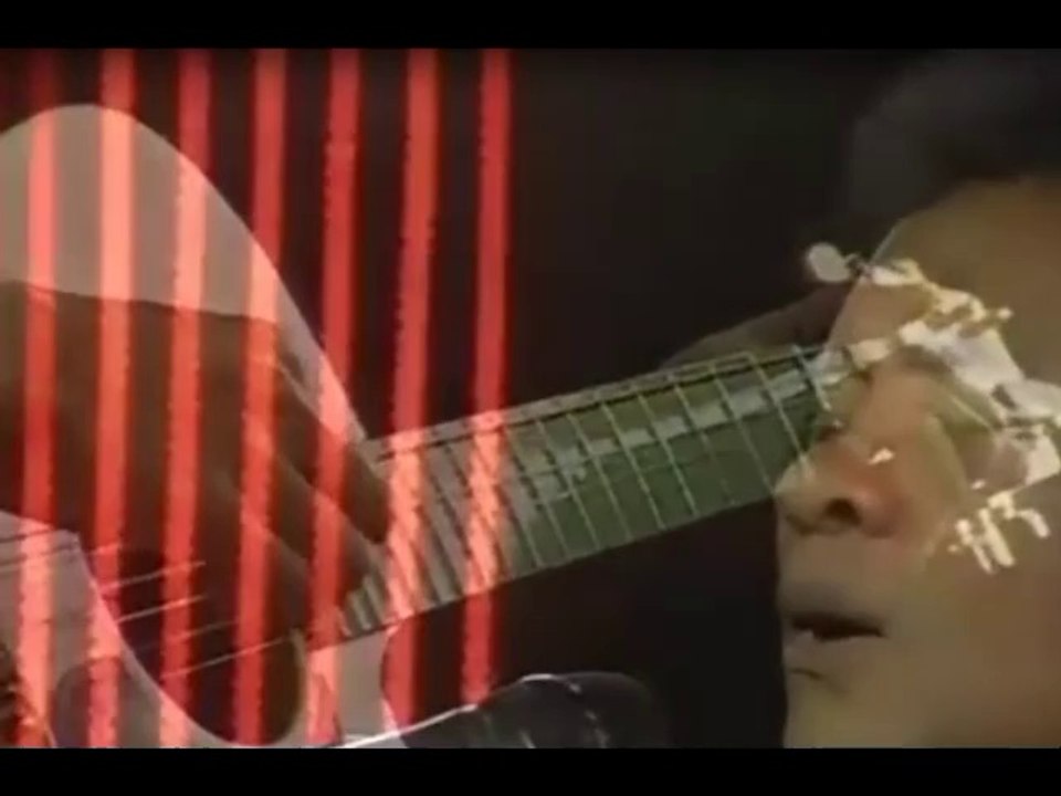 Njakatiana ~ Aza Manitsaka (Hira gasy)