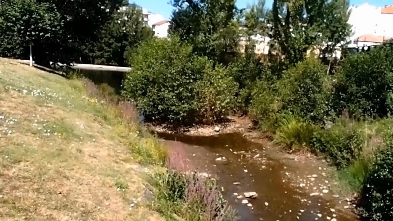 paseo por el rio cabe desde Monforte