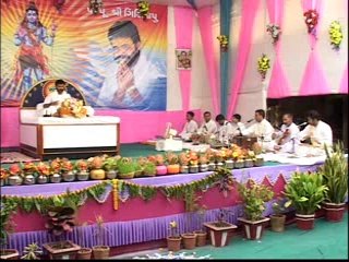 Shiv Katha Giri Bapu at Bardoli in Gujarati Part 120