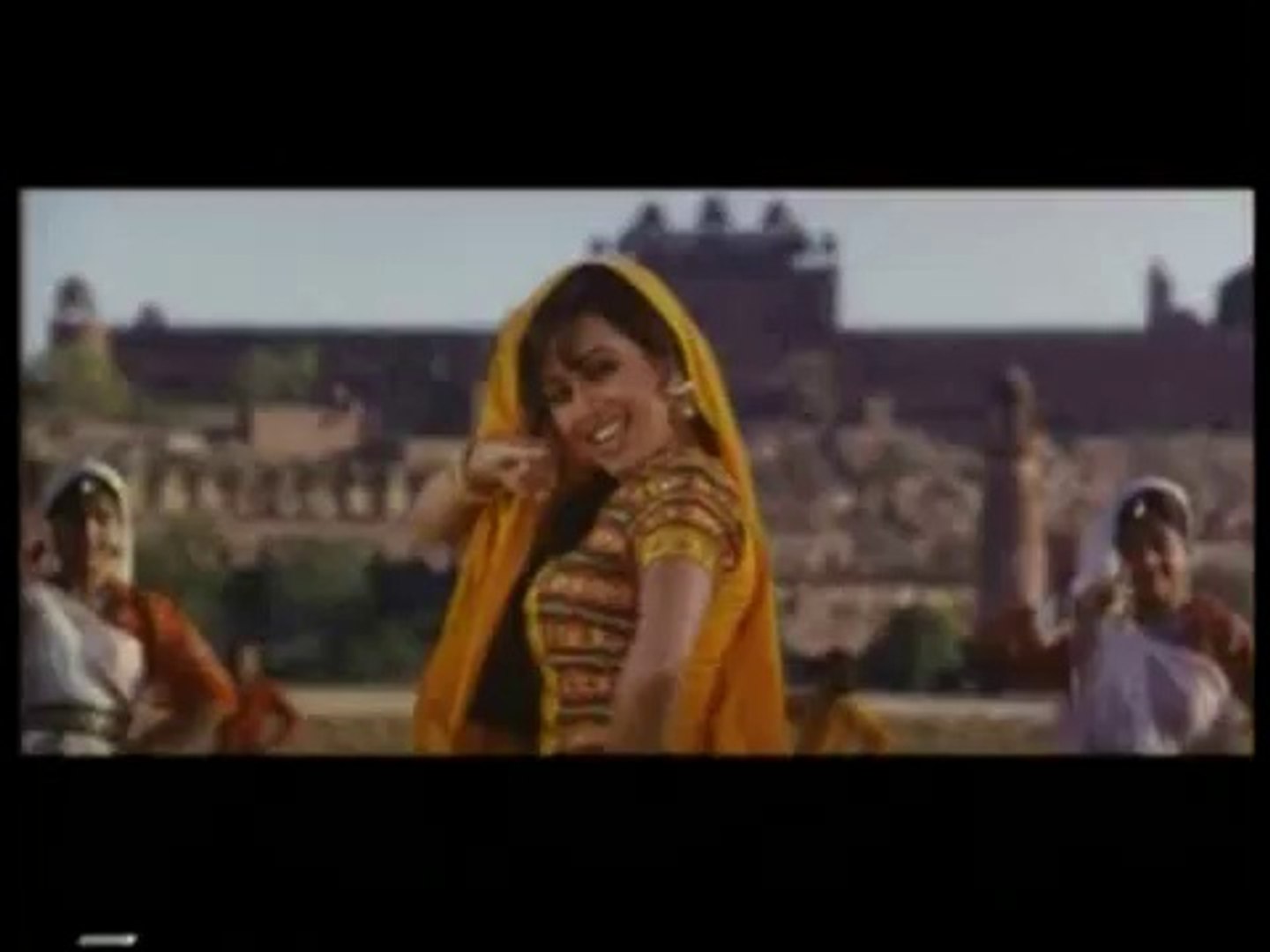 30 anos depois, finalmente tá rolando! : r/BollyBlindsNGossip, image size:1440x1080