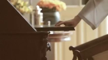 AMOR, por Carolina Ferraz