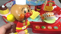 anpanman toys cartoon アンパンマン　おもちゃでアニメｗｗ　おさかなクルクルとれたて回転寿司