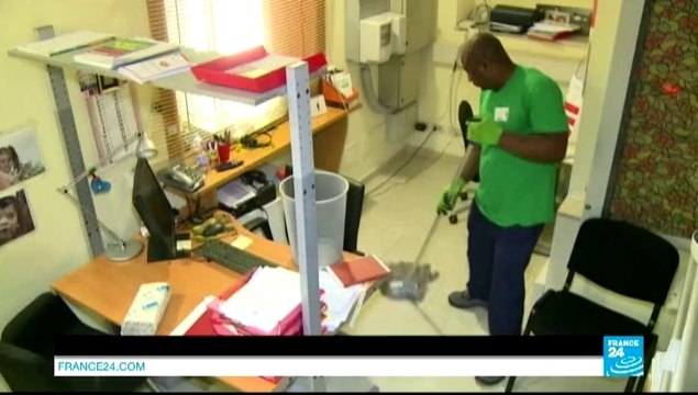 AFRICA NEWS - Ebola death toll tops 700