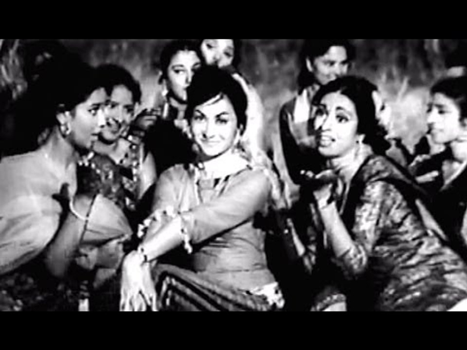 Yun Hans Hans Kar Dekho Na | Asha Bhosle, Mohammad Rafi | HD