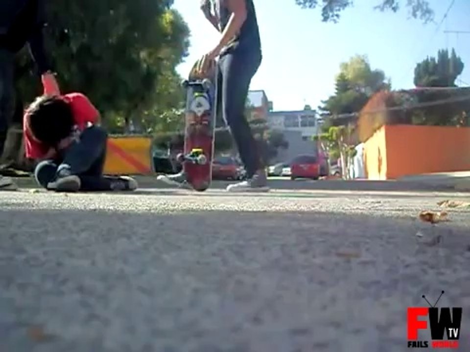 Chain Rope Jump Goes Wrong