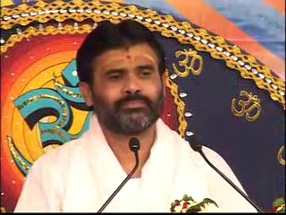 Shiv Katha Giri Bapu at Bardoli in Gujarati Part 42