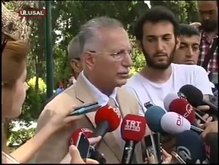 EKMELETTİN İSTİKLAL MARŞINI BİLMYOR